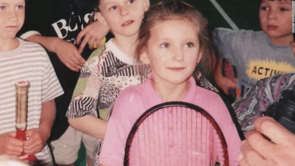 阿扎伦卡官方宣布爆冷新规，美国队引发争议！热度持续攀升(阿扎伦卡个人资料)