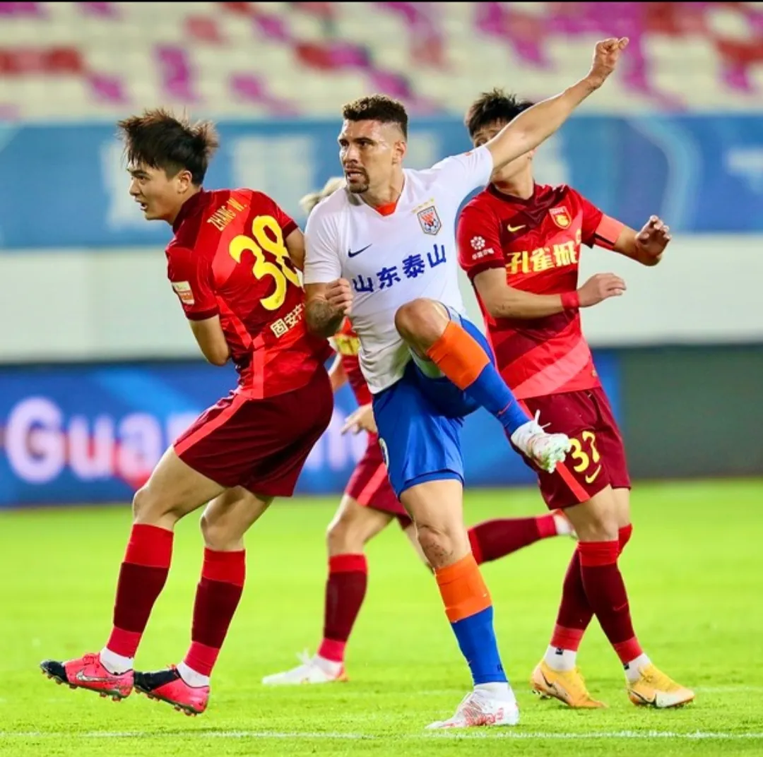 葡超倒计时，山东泰山关键时刻豪取连胜，细节引发关注，态度坚定，团队化学反应显著的简单介绍