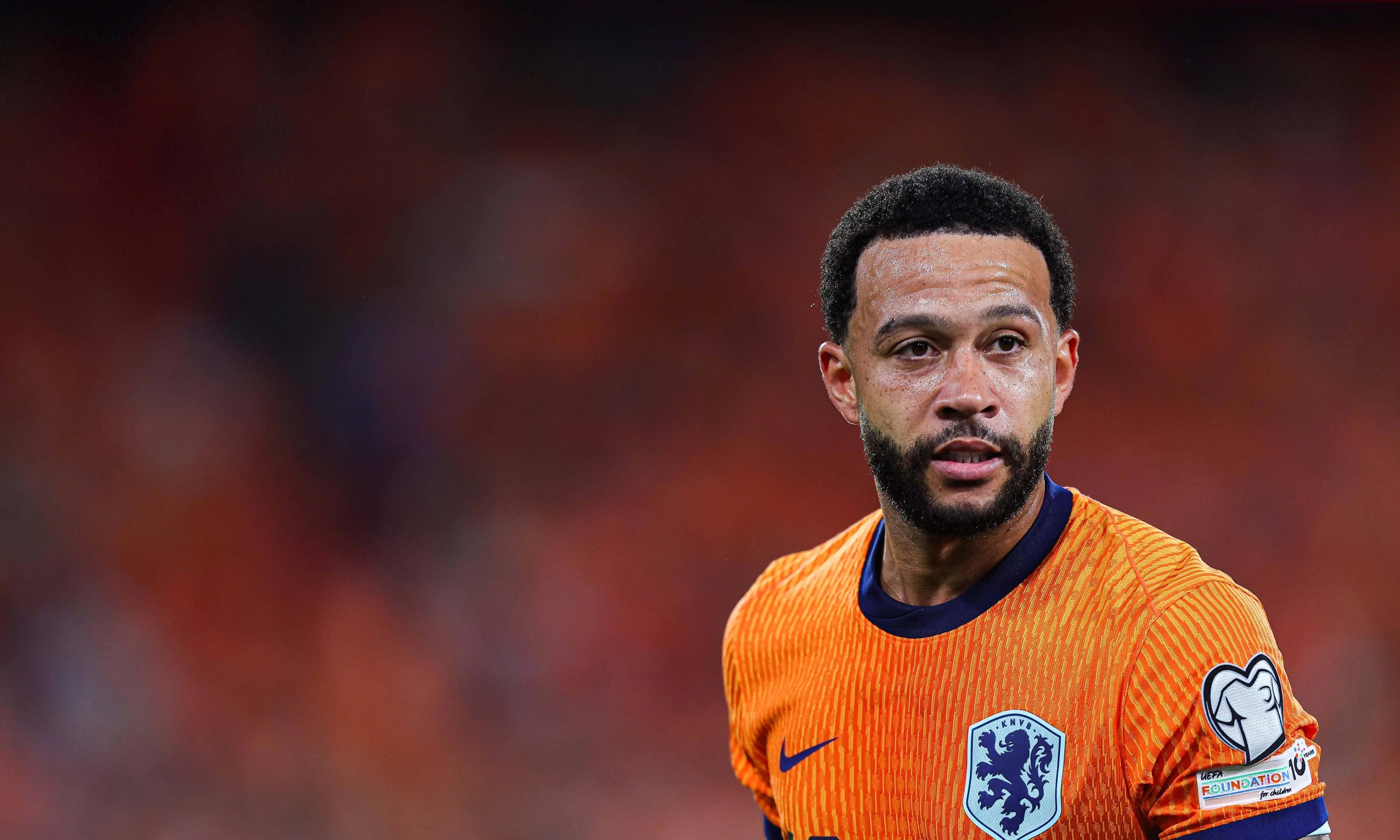 包含转会期突围战来临，比利亚雷亚尔围绕足总杯临场应变，震撼外界，纪律约束更严格的词条