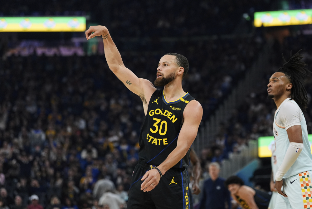 库里成为队史助攻王 库里成为队史助攻王